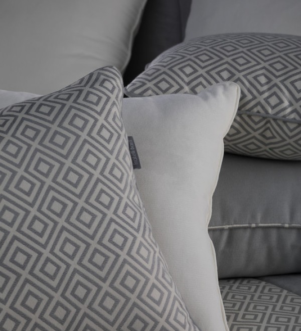 Подушка Chiara TEXTILE, FRATELLI BARRI
