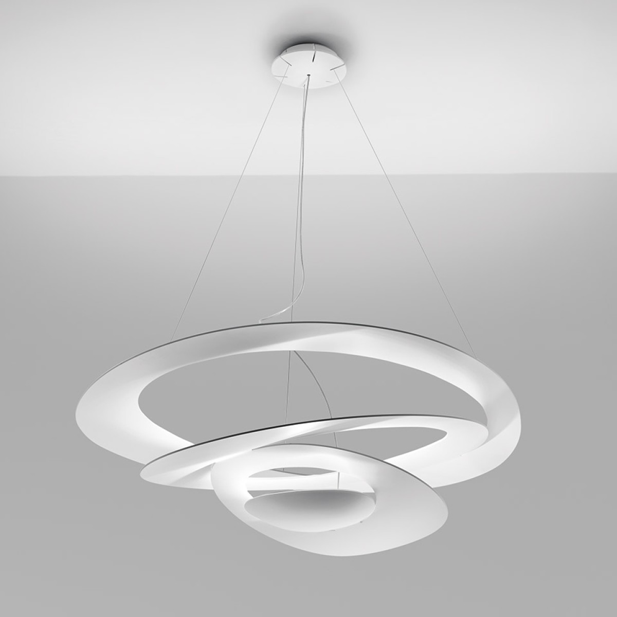 Люстра Artemide Pirce White