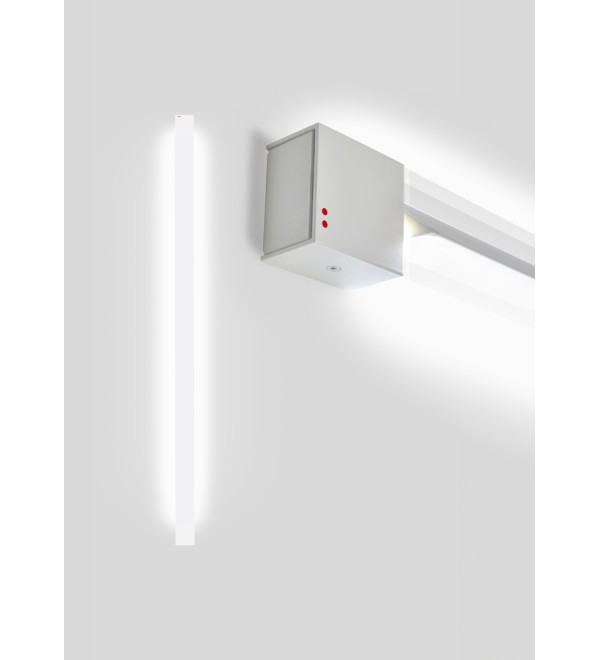 Настенный светильник Fabbian Pivot F39 White 3000 (белый)