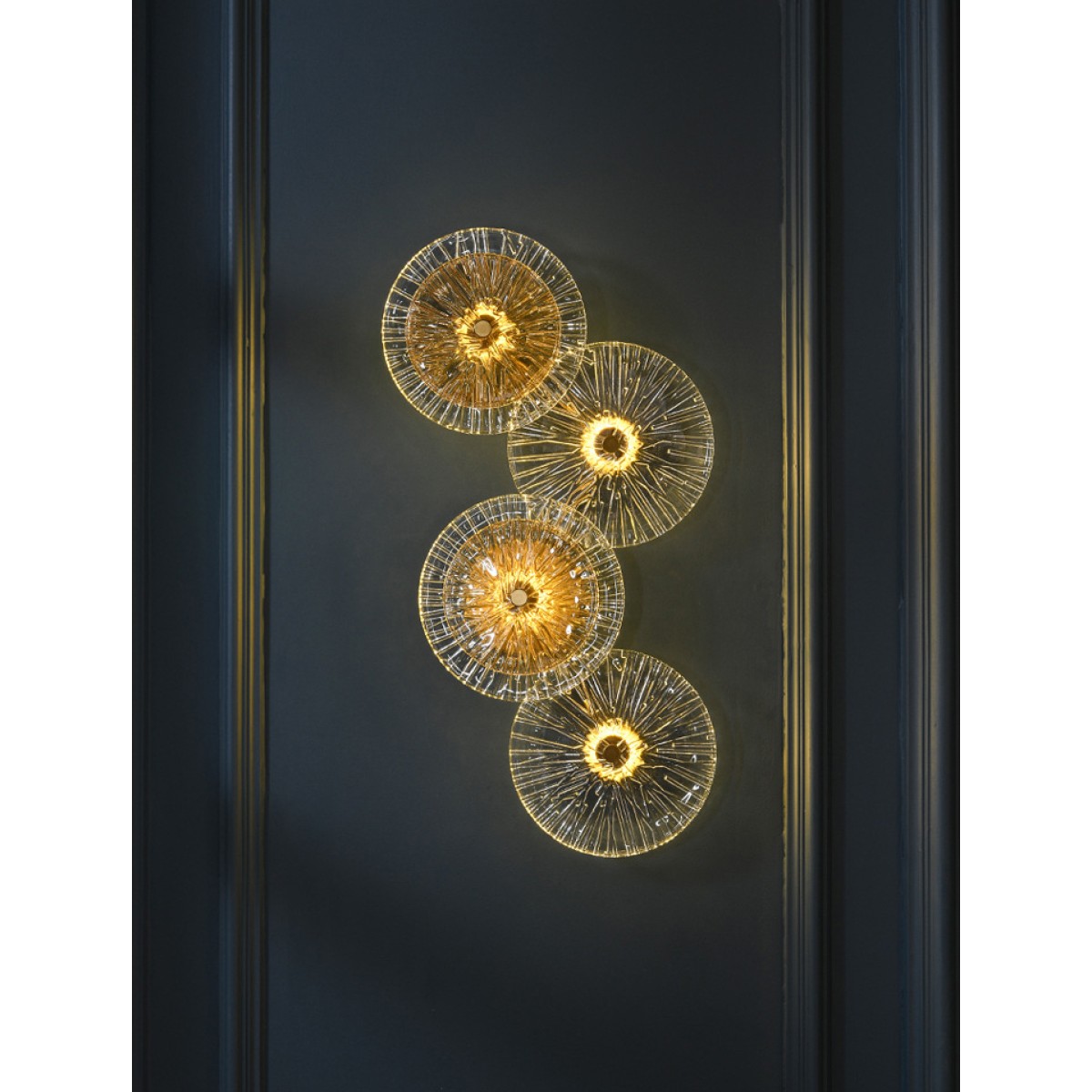 Настенный светильник Delight Collection OM2033-4 gold