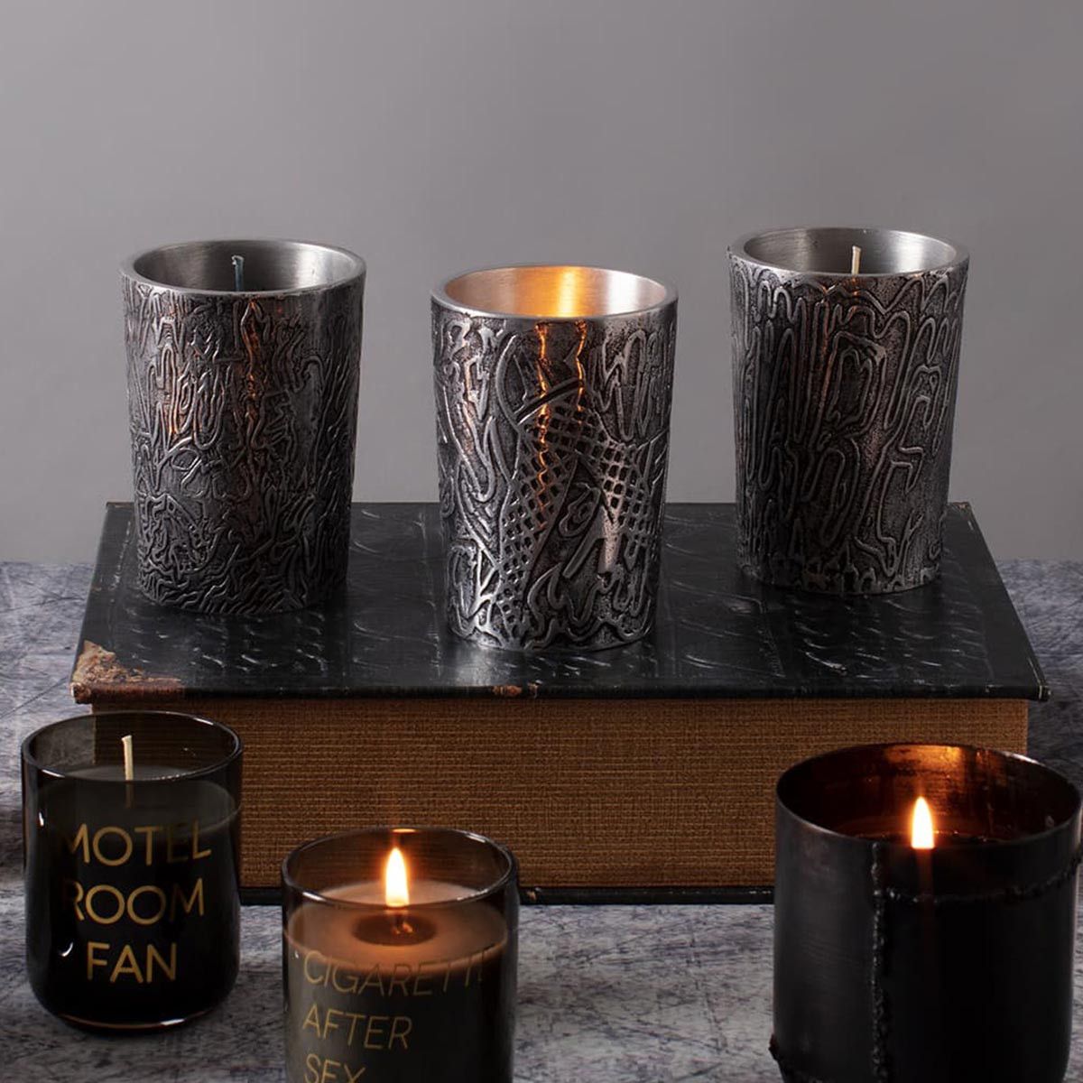 Свеча Seletti Home Scents Walking on fire