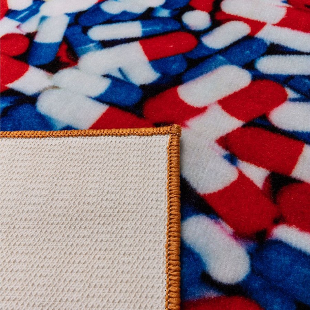 Коврик Seletti Toiletpaper Rugs Pills