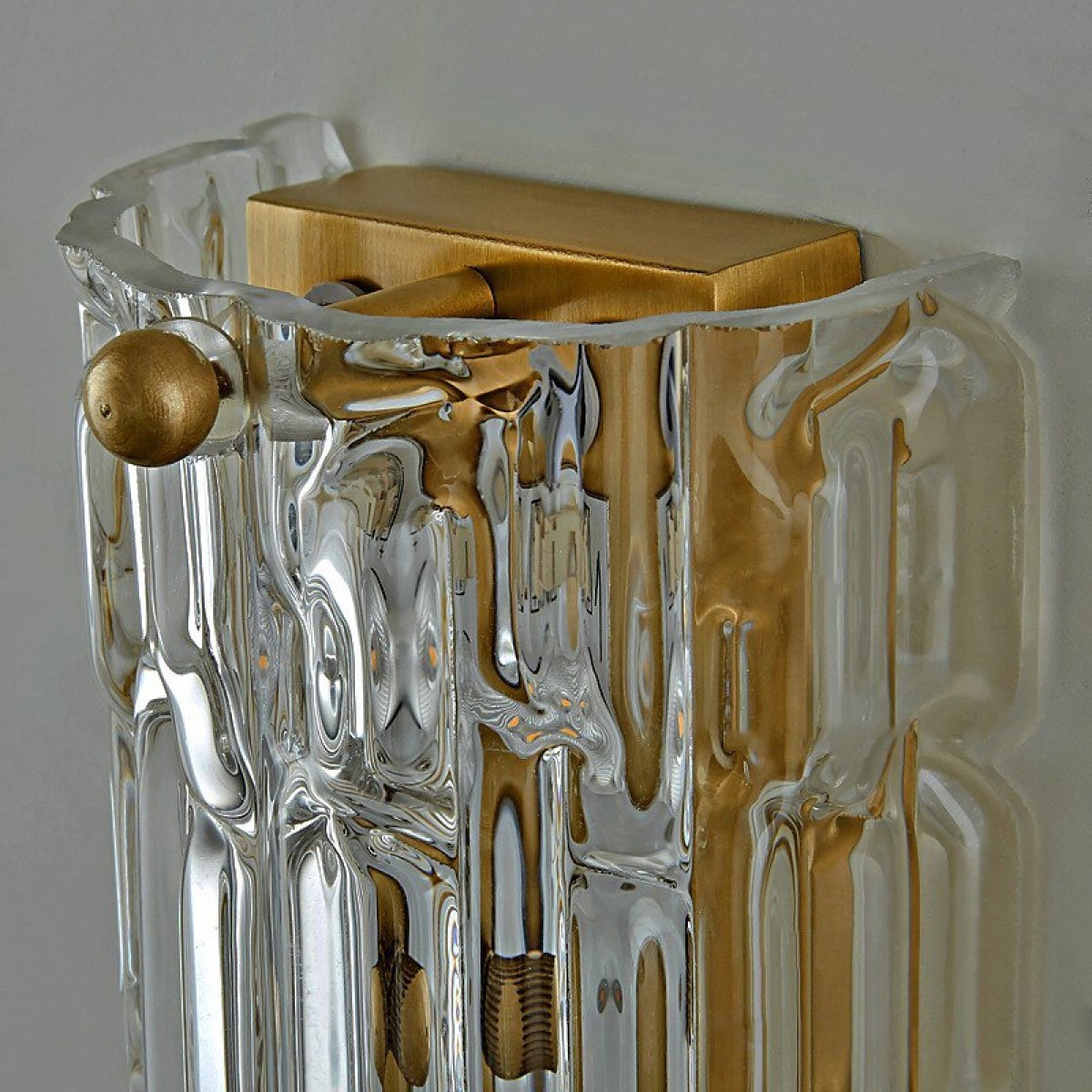 Настенный светильник Delight Collection 88085W/L gold/clear