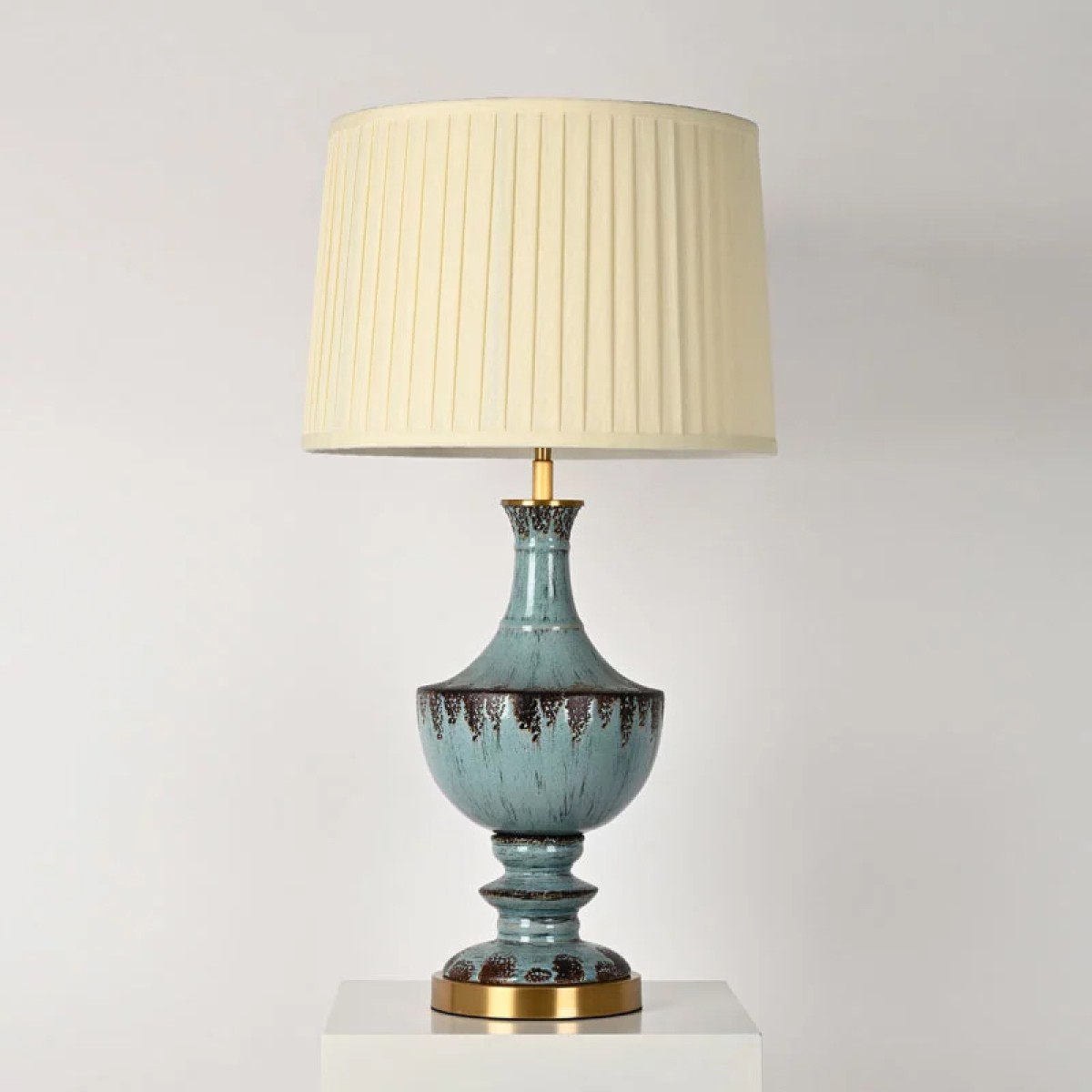 Настольная лампа Delight Collection BRTL3233