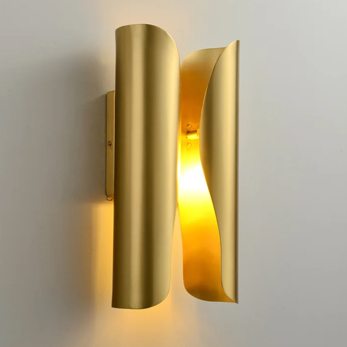 Настенный светильник Delight Collection MT8901-2W brass