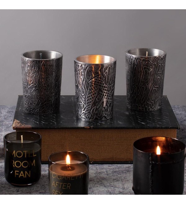 Свеча Seletti Home Scents Burning down the house