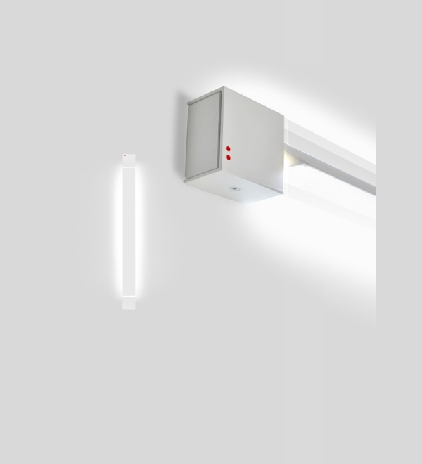 Настенный светильник Fabbian Pivot F39 White 3000 (белый, арт. F39G2101)