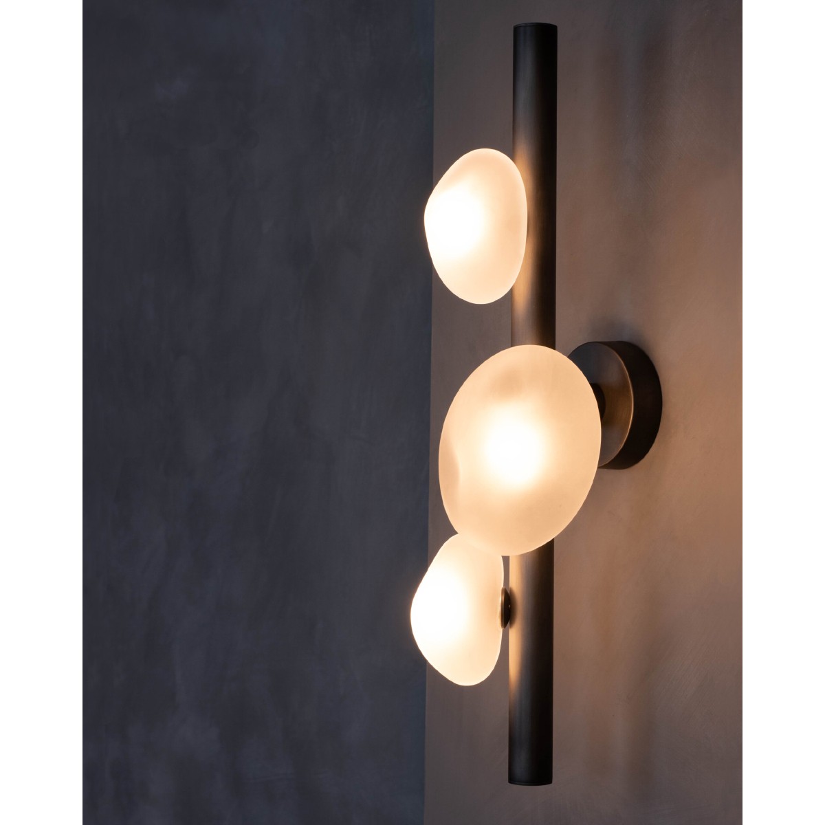 Настенный светильник Delight Collection Matter 5055W/3 black/white