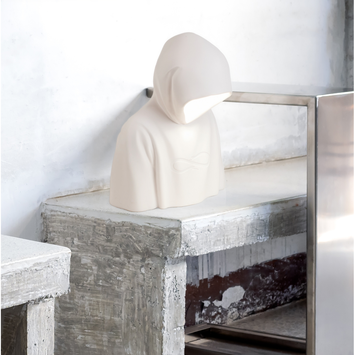 Настольная лампа Seletti Bad Guy White
