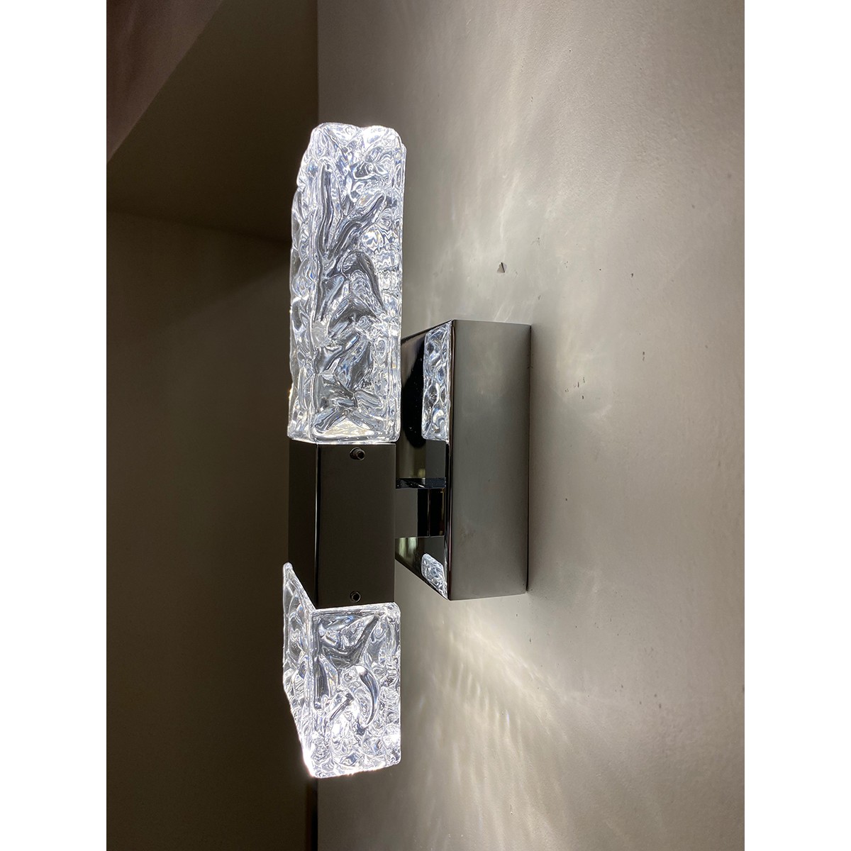 Настенный светильник Delight Collection MD17090026 MB17090026-2A chrome