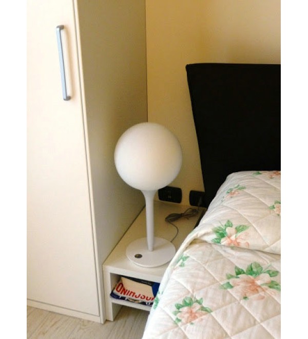 Настольная лампа Artemide Castore 1049010A