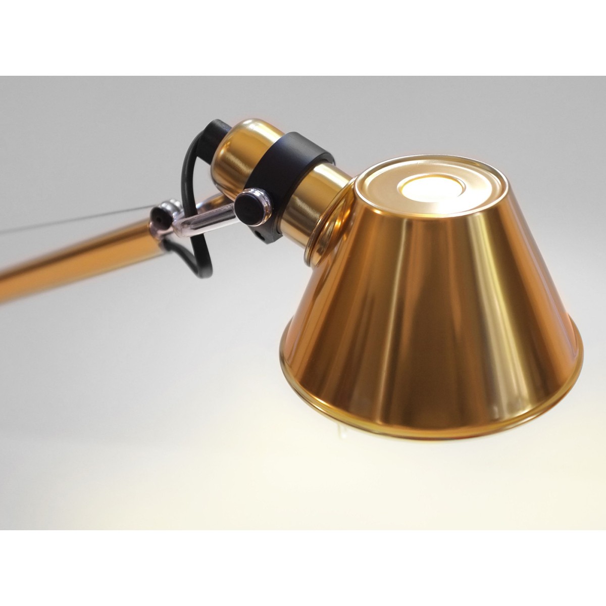 Настольная лампа Artemide Tolomeo Micro Gold