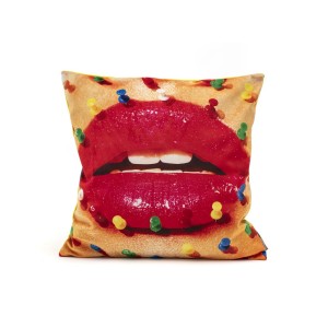 Подушка Seletti Toiletpaper Mouth With Pins