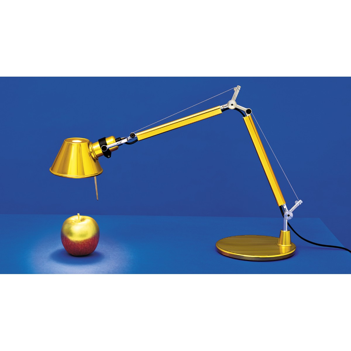 Настольная лампа Artemide Tolomeo Micro Gold