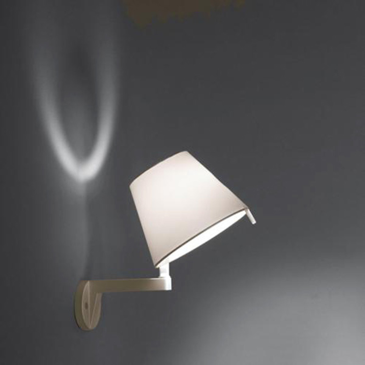 Настенный светильник Artemide Melampo 0721020A