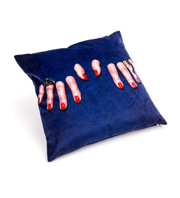 Подушка Seletti Toiletpaper Fingers