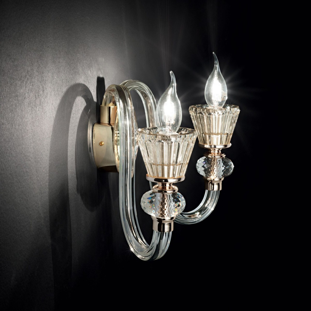 Светильник настенный Ideal Lux Strauss AP2 Золото E14 140599