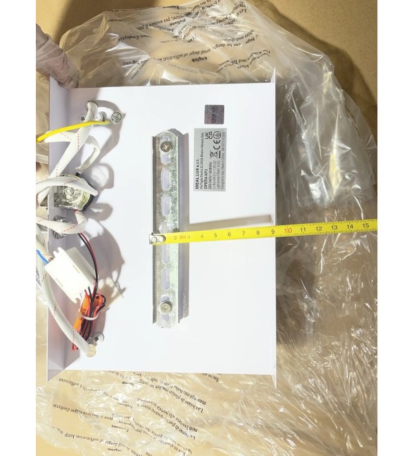 Светильник настенный Ideal Lux Opera AP3 Белый E14 / LED 068268