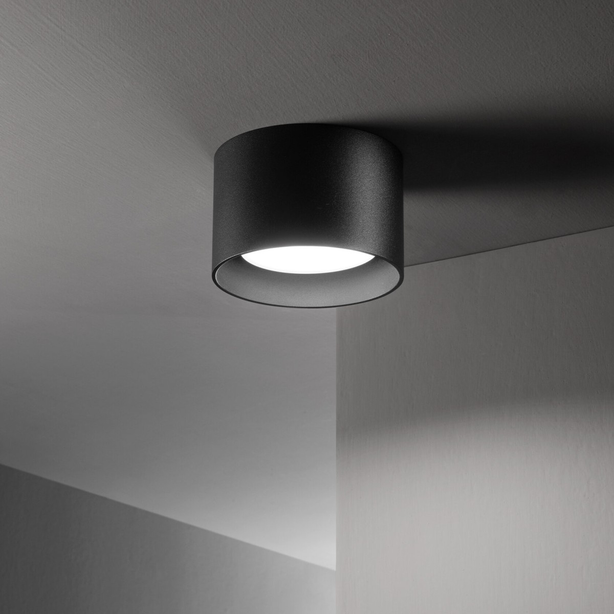 Светильник потолочный Ideal Lux Spike LED PL Латунь 3000К 345475