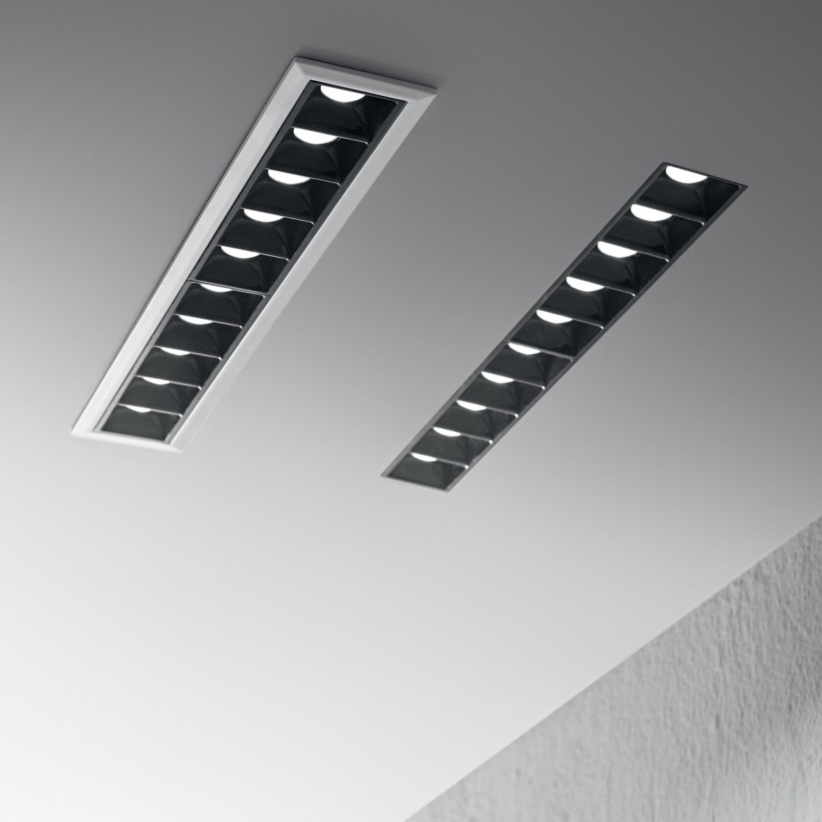 Светильник встраиваемый Ideal Lux Lika FI Trimless 12W 3000K LED Черный 206226