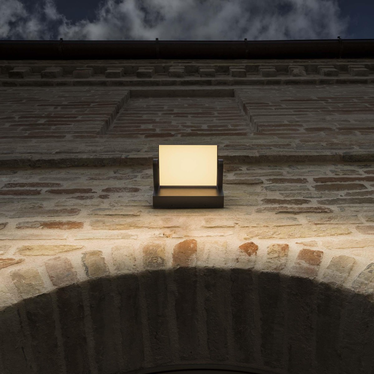Светильник уличный Ideal Lux Swipe AP Белый 3000К LED 287690