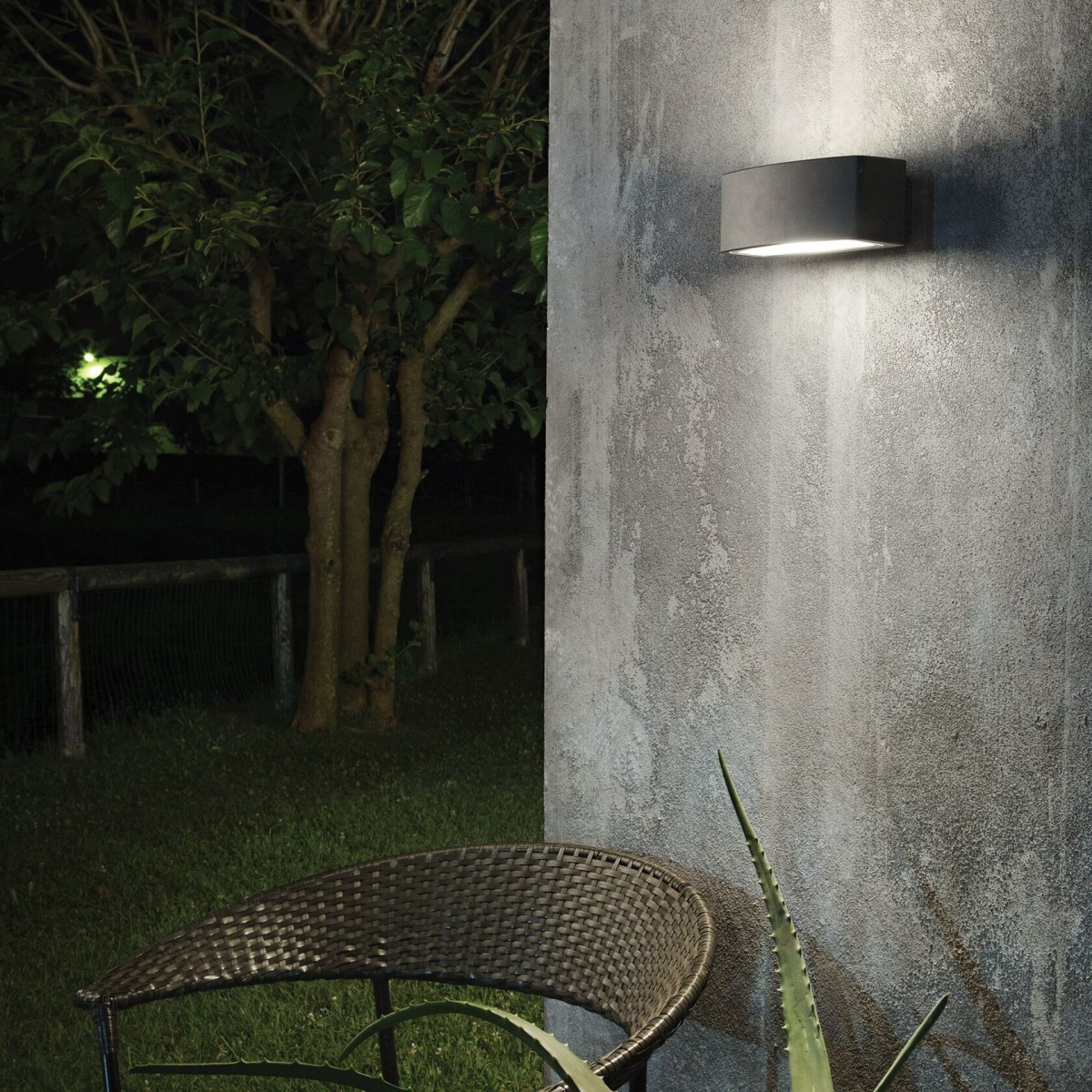 Светильник уличный Ideal Lux Andromeda AP2 Кофе E27 163550