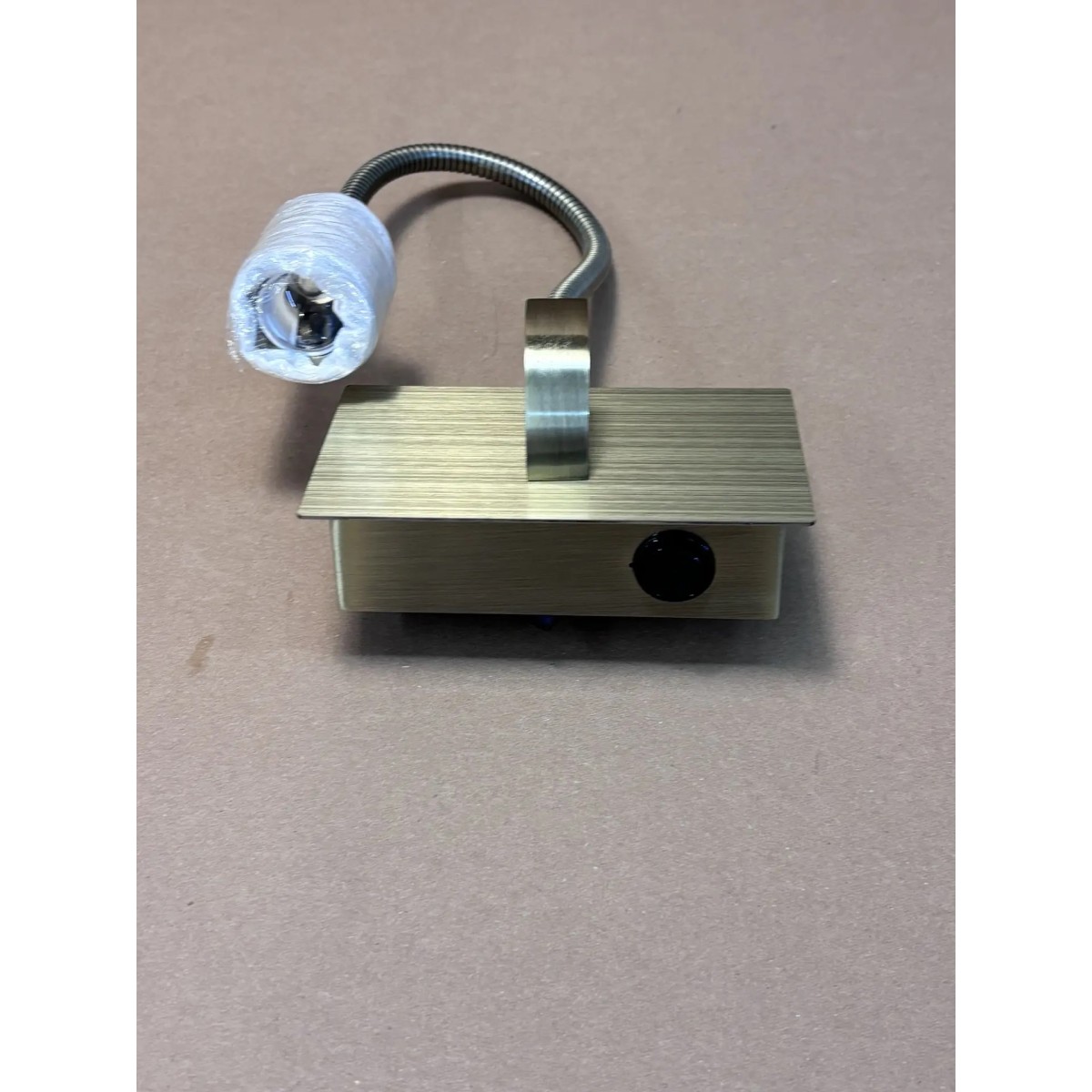 Светильник настенный Ideal Lux Dynamo AP Латунь античная 14000К LED 21352