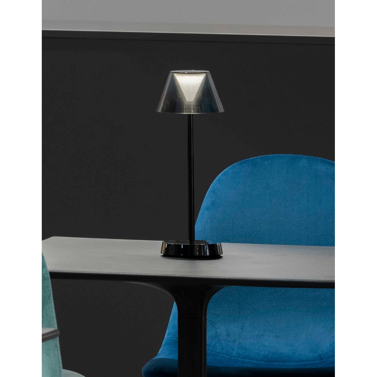 Светильник настольный Ideal Lux Lolita TL Белый Аккумулятор 3000К LED 286723