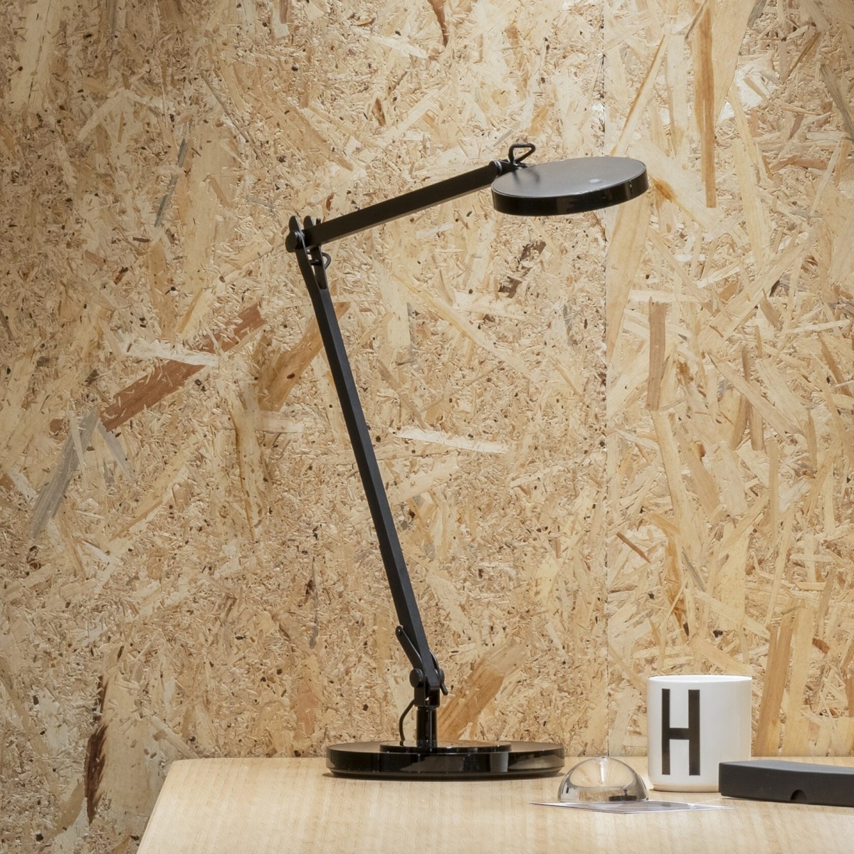 Лампа настольная Ideal Lux Futura TL Черный 4000К 204888