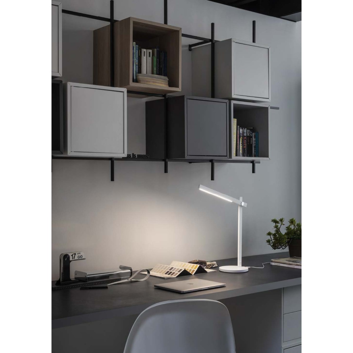 Лампа настольная Ideal Lux Pivot TL Черный 3000/4000/6000K 289151