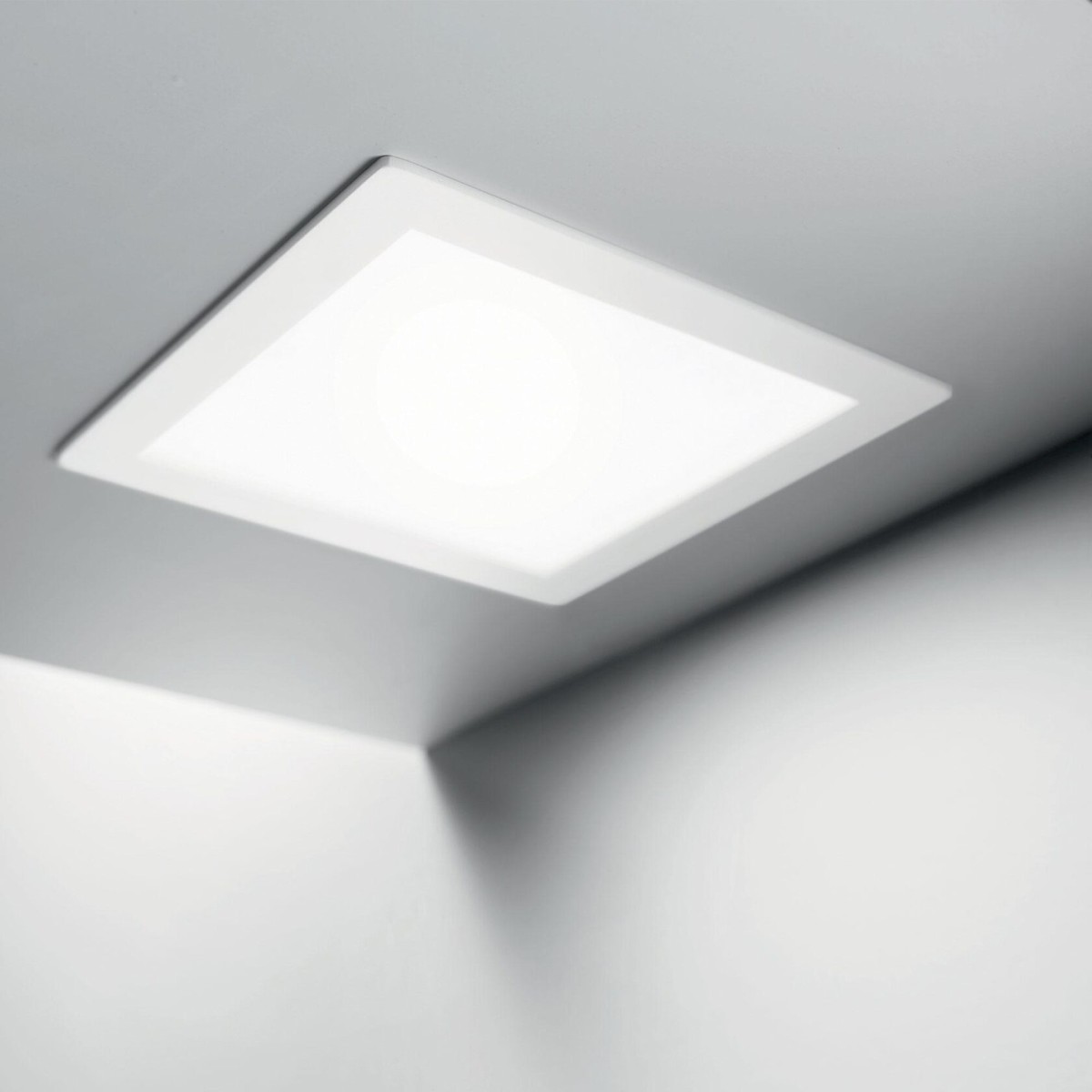 Светильник встраиваемый Ideal Lux Groove FI 10W Square Белый 3000K LED 123981