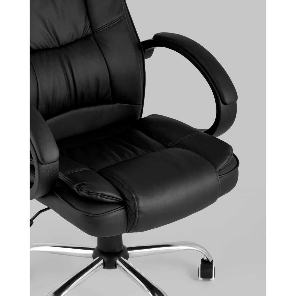 Кресло руководителя TopChairs Atlant черное