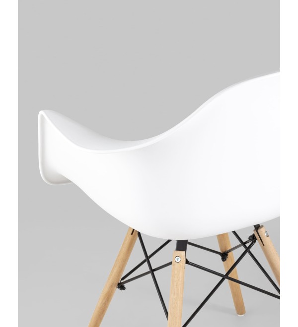 Стул Eames DAW белый