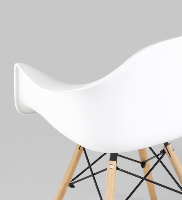 Стул Eames DAW белый