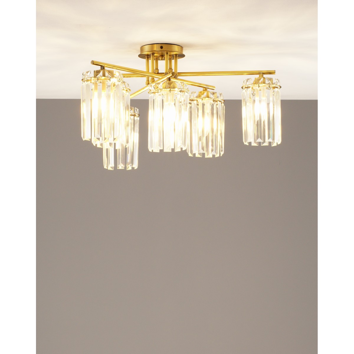 Люстра потолочная Moderli V10751-6C Everly