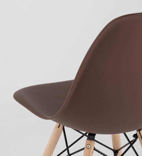 Стул Eames Style DSW коричневый x4 (разборный каркас)
