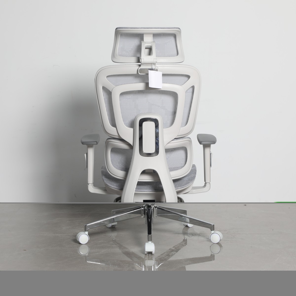 Кресло офисное TopChairs Nimbus белая сетка белый пластик