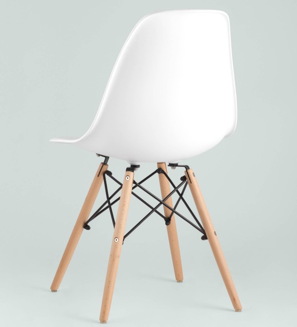 Стул Eames DSW белый