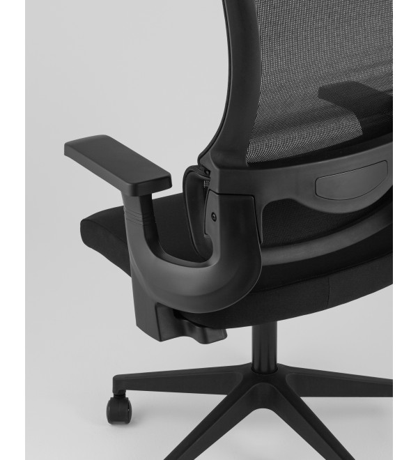 Кресло офисное TopChairs Vantage черный