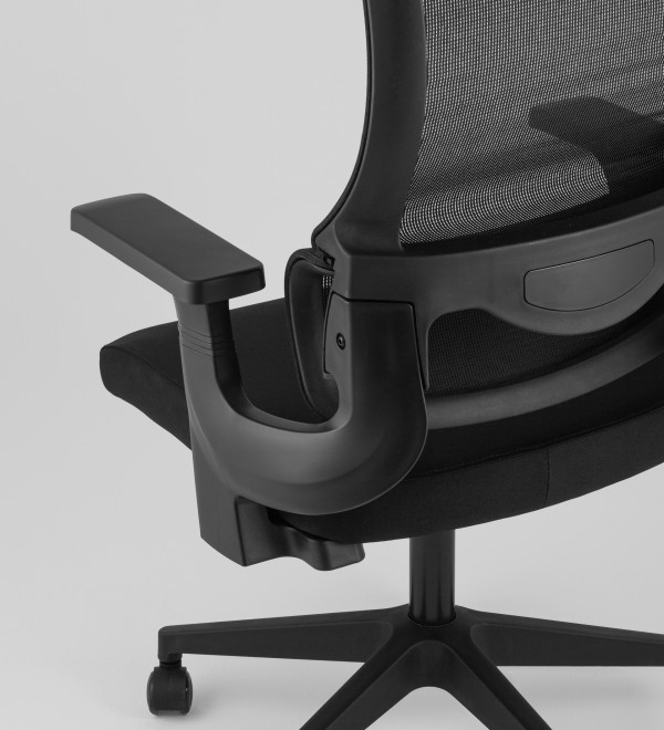 Кресло офисное TopChairs Vantage черный