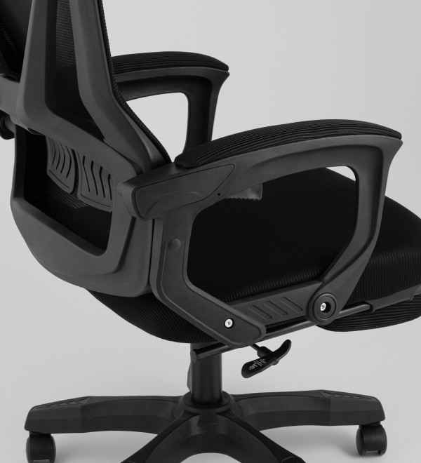 Кресло офисное TopChairs Vecto черный