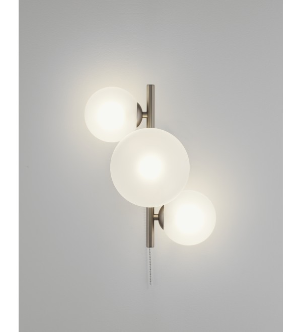 Бра Moderli V11464-3W Renny