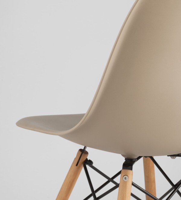 Стул Eames DSW бежевый x4