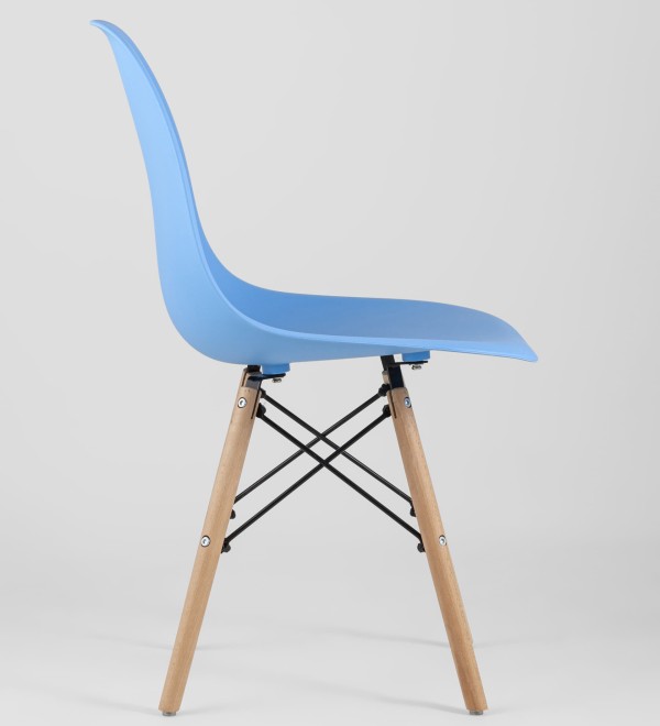 Стул Eames Style DSW голубой (разборный каркас)