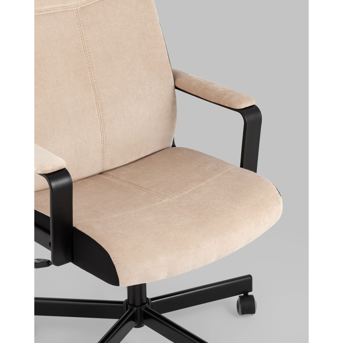 Кресло руководителя TopChairs ST-DOMINGO песочный