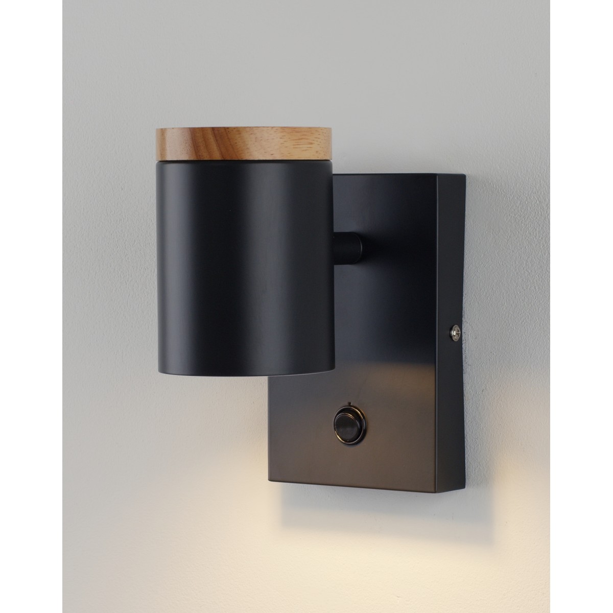 Светильник настенный Moderli V11291-1W Asheswood