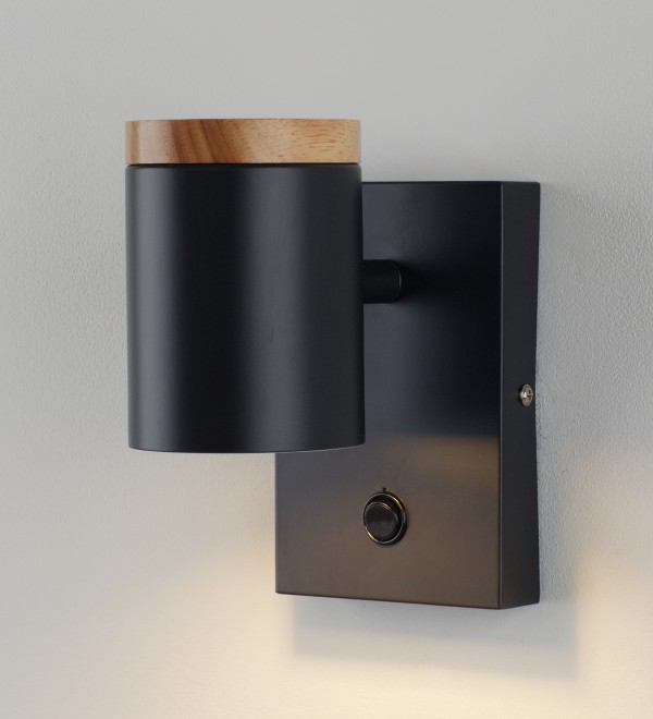 Светильник настенный Moderli V11291-1W Asheswood
