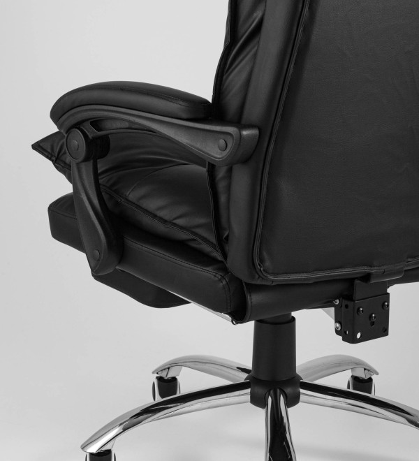 Кресло руководителя TopChairs Alpha черное