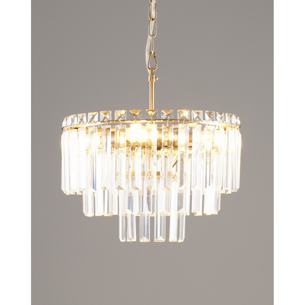 Люстра подвесная Moderli V10736-4P Crystal