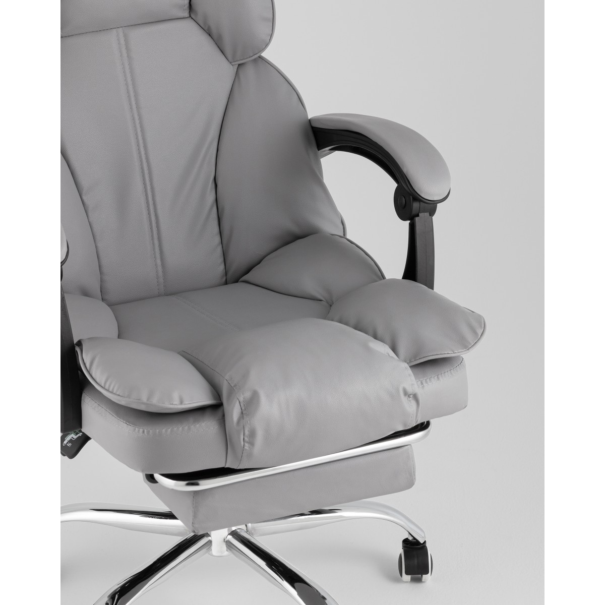 Кресло руководителя TopChairs Siento серый